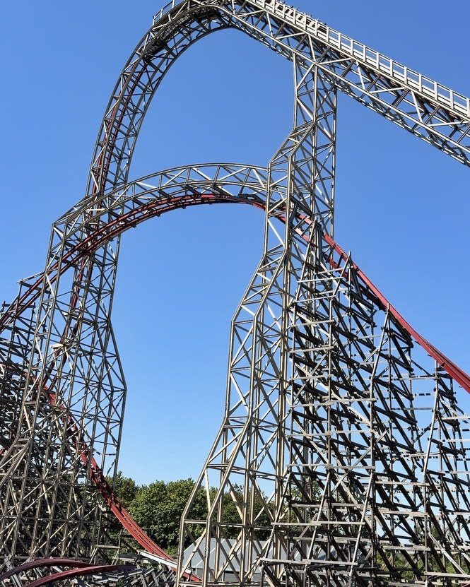 A tall roller coaster at Energylandia